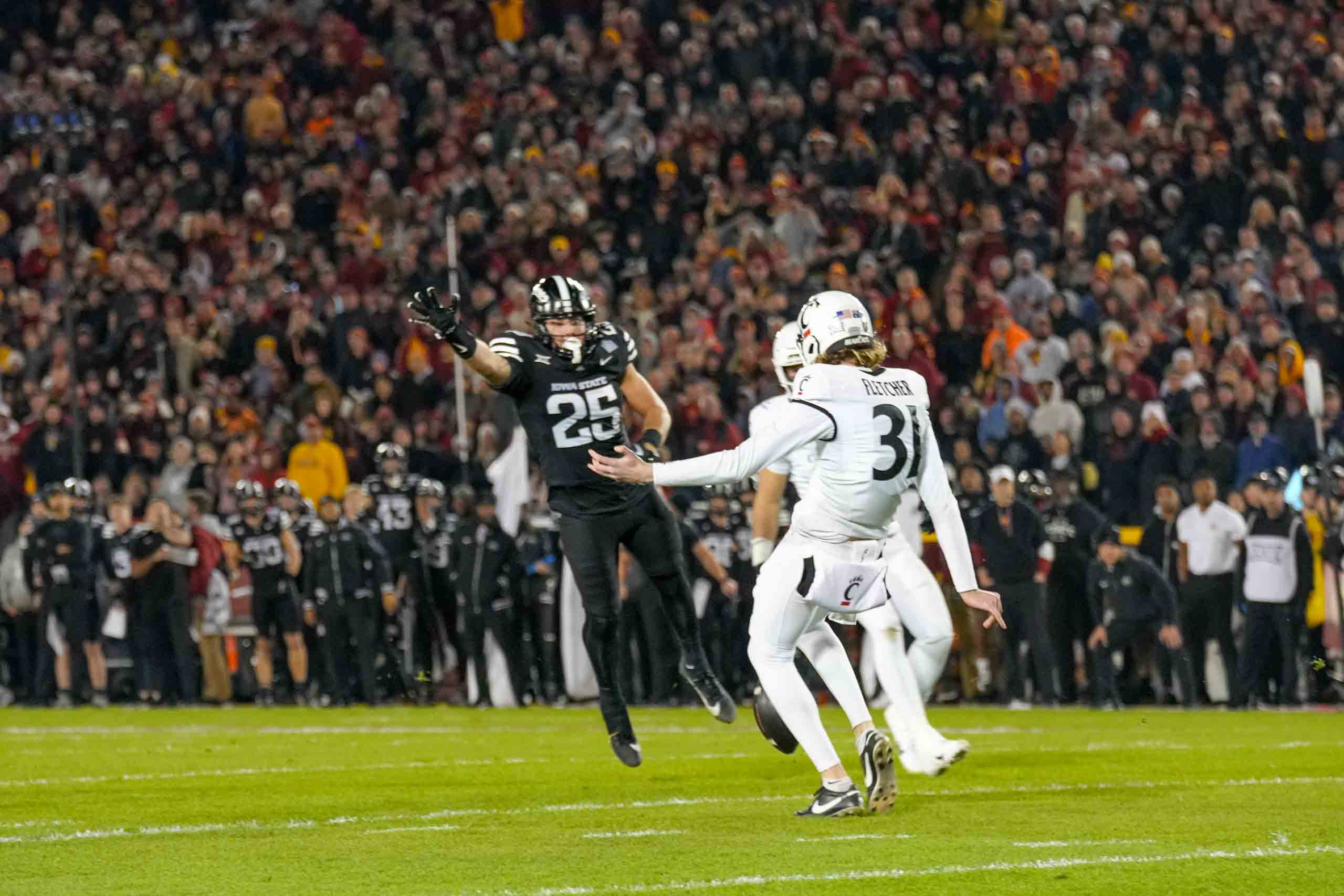 Iowa State Fooball vs Cincinnati