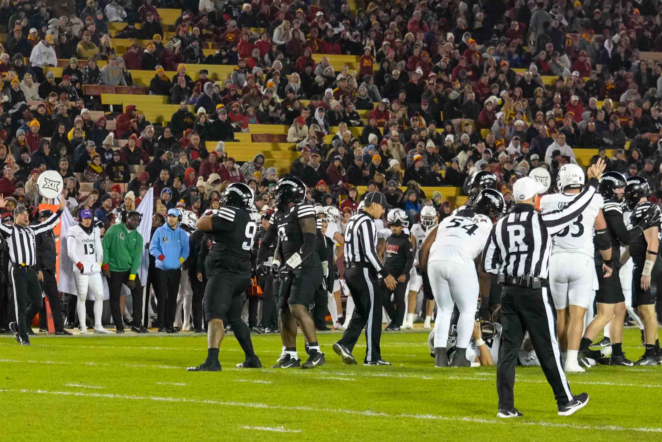 Iowa State Fooball vs Cincinnati