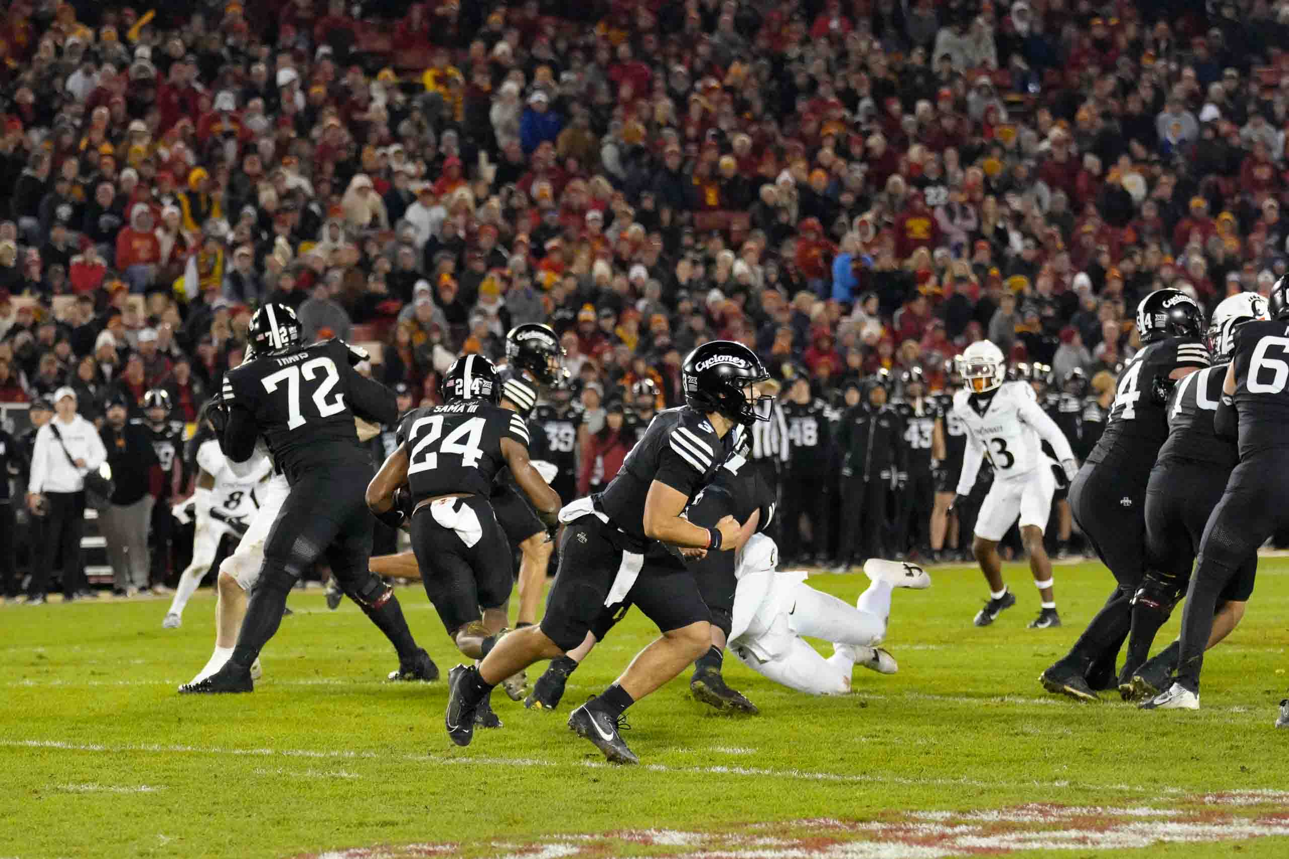 Iowa State Fooball vs Cincinnati